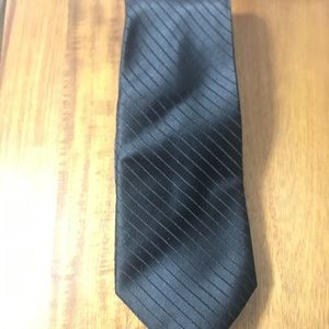 Men’s black silk tie
